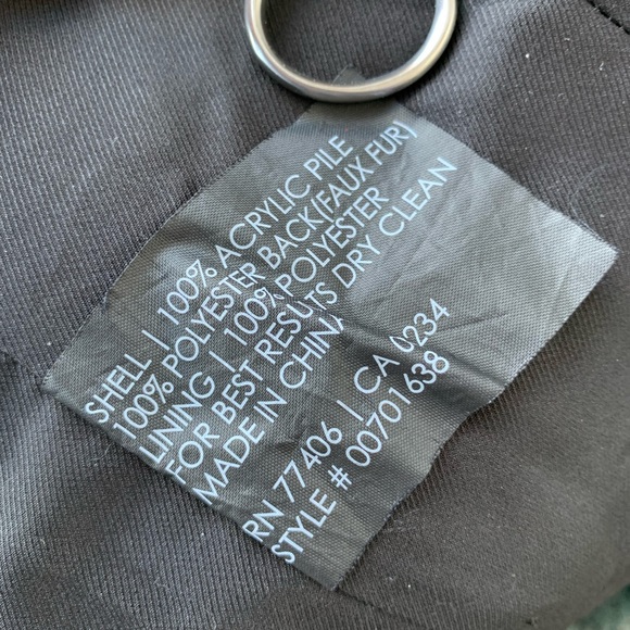 Small, Club Monaco, teal green faux fur vest - Picture 11 of 12